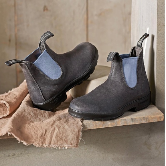Blundstone 2209 Gray Chelsea Boots New in box 6.5 USA women’s - Picture 1 of 11
